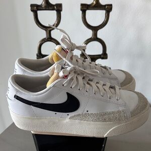 Nike White and Black Low-Top platform Sneakers